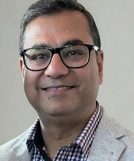 Dr Umesh Gupta.png