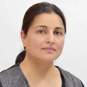 Dr Simran Bassi