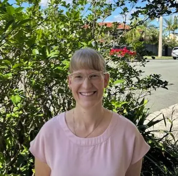 Dr Laura Gordon 1.jpg