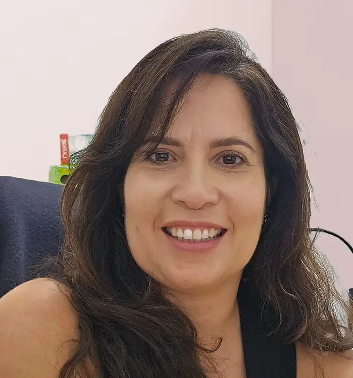 Dr Samia Maciel.jpg
