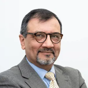 Dr Adnan Khan